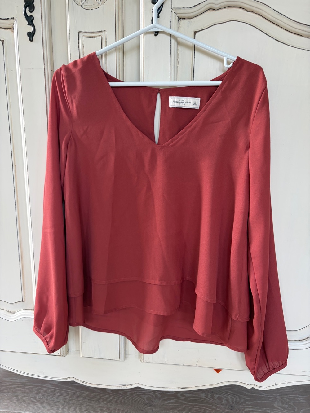 Abercrombie Women's Rust V-Neck Layered Blouse